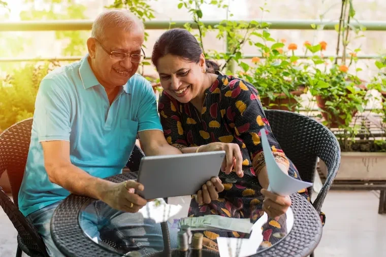 How to open an Axis Bank Senior Citizen Scheme Account How to open an Axis Bank Senior Citizen Scheme Account